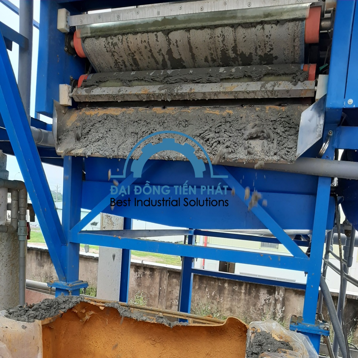 Bùn máy ép bùn băng tải