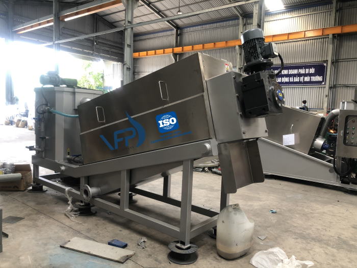 Sản xuất máy ép bùn trục vít