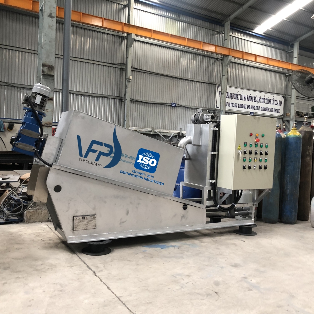 Máy ép bùn trục vít xưr lý bùn thực phẩm