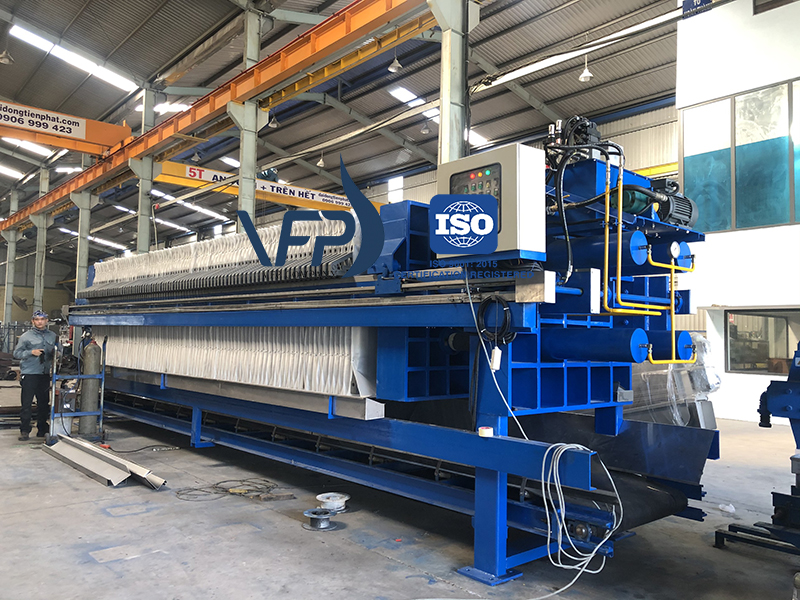 may-ep-bun-khung-ban-chinh-hang