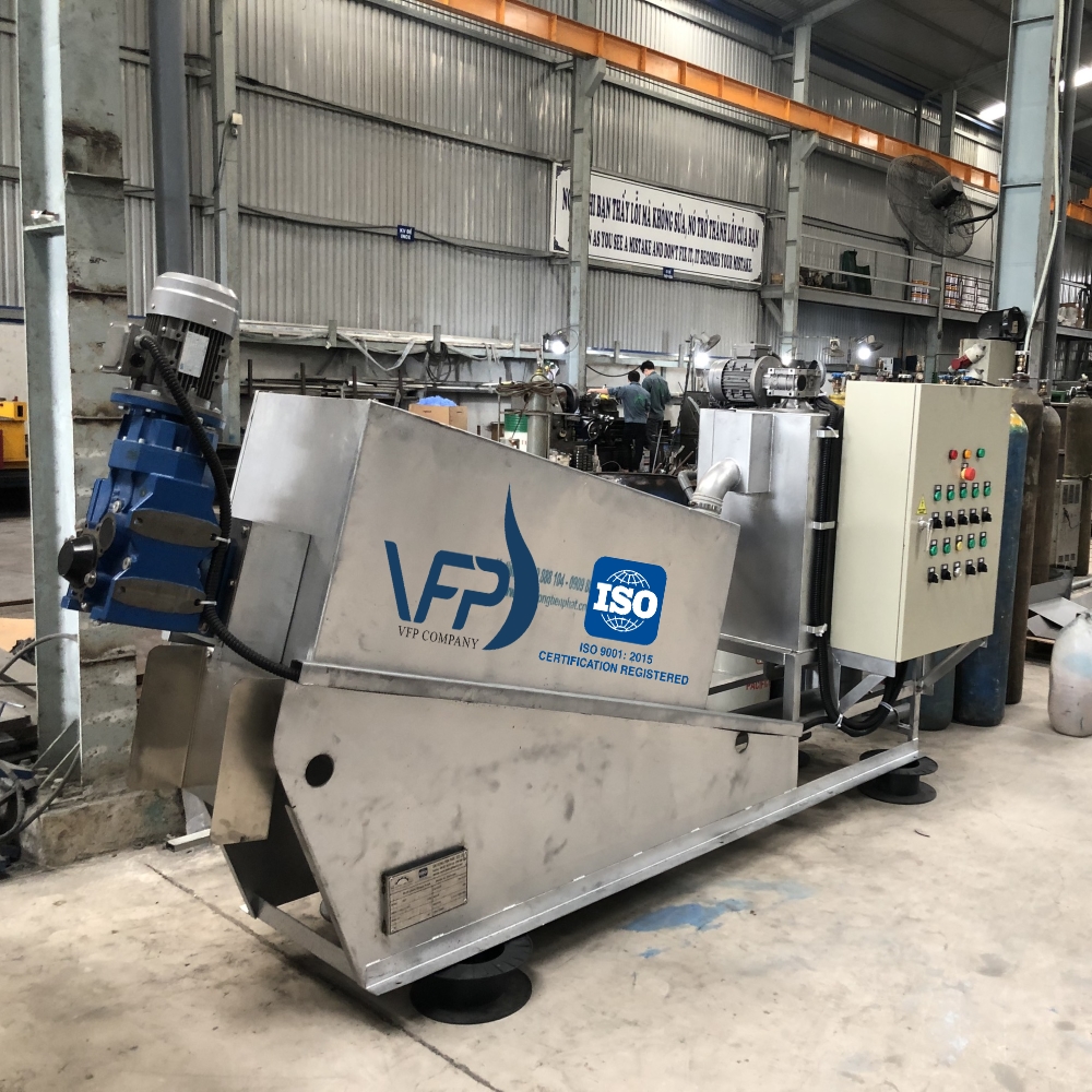 Tìm hiểu về máy ép bùn trục vít Việt Nam