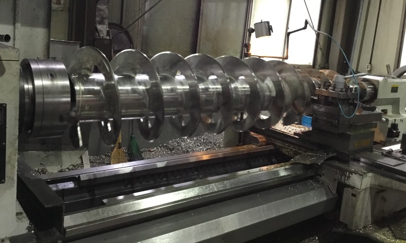 Trục máy ép bùn ly tâm Công Ty TNHH Sản Xuất Máy Ép Lọc VINA